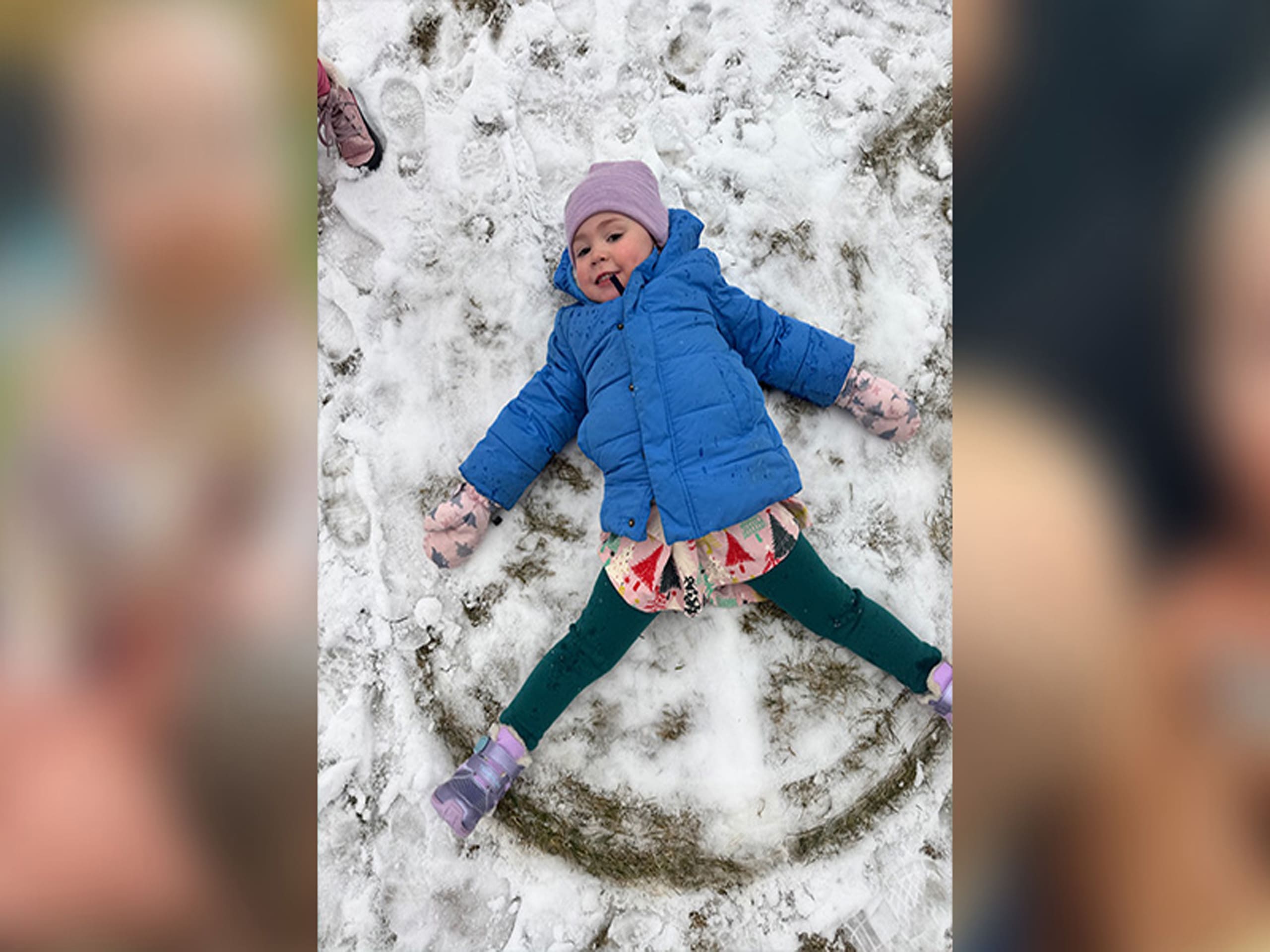 Redwood40_0001_Redwood Tools copy12_0003_Redwood Snow Angel